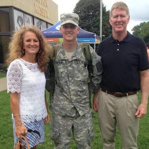 Meet your Posher, Aaron